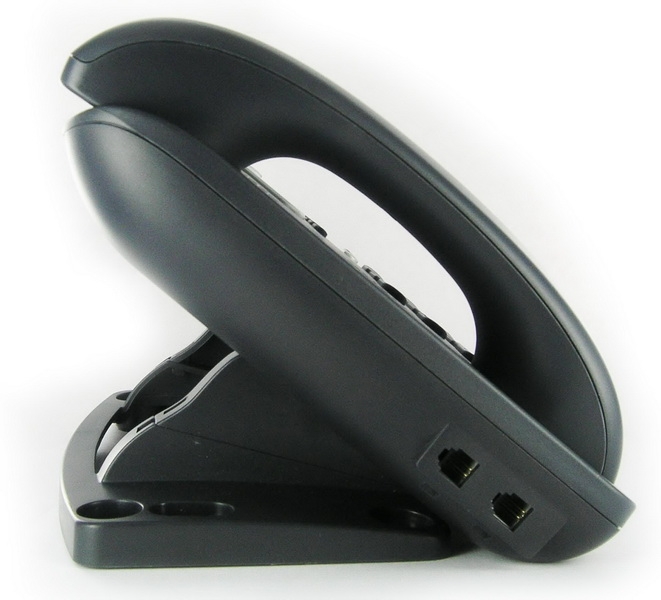 VoIP-телефон Yealink SIP-T23P - это корпоративный телефон на 3 учетных записи с голосовым движком Titan от компании Texas Instruments и поддержкой РоЕ (Power over Ethernet).